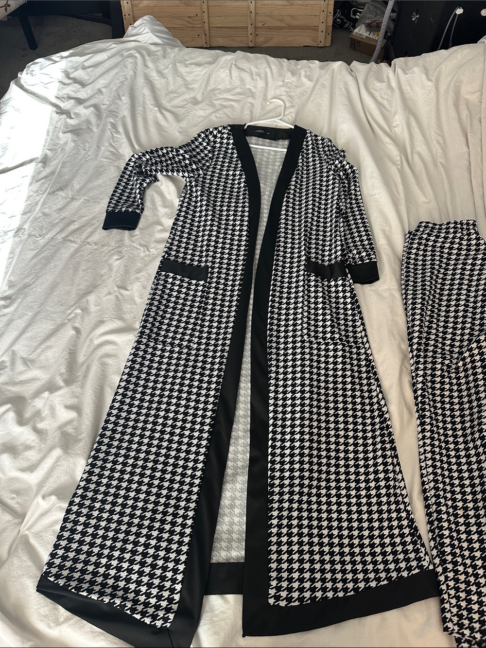 SHEIN Black & White Houndstooth Slim Leggings and Jacket